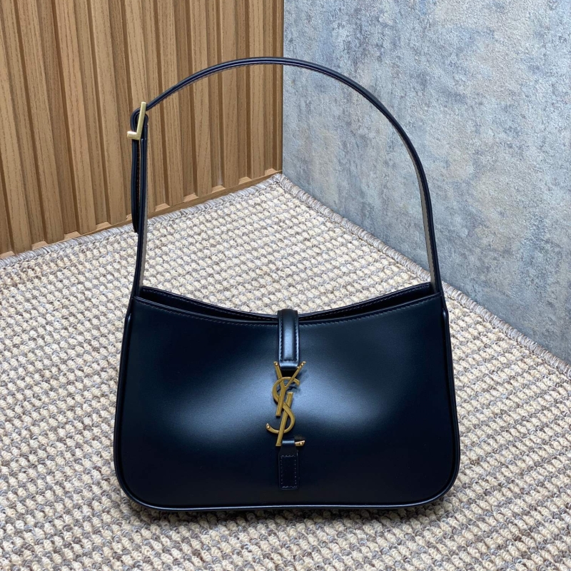 Y51 hobo bags